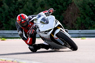 Ducati Supersport / S