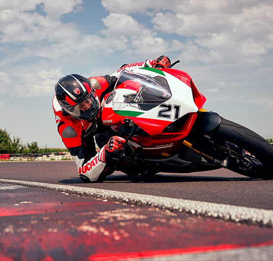 Ducati Panigale V2 Bayliss