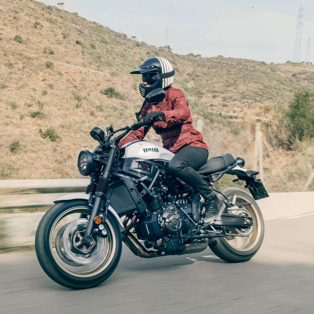 Yamaha XSR700