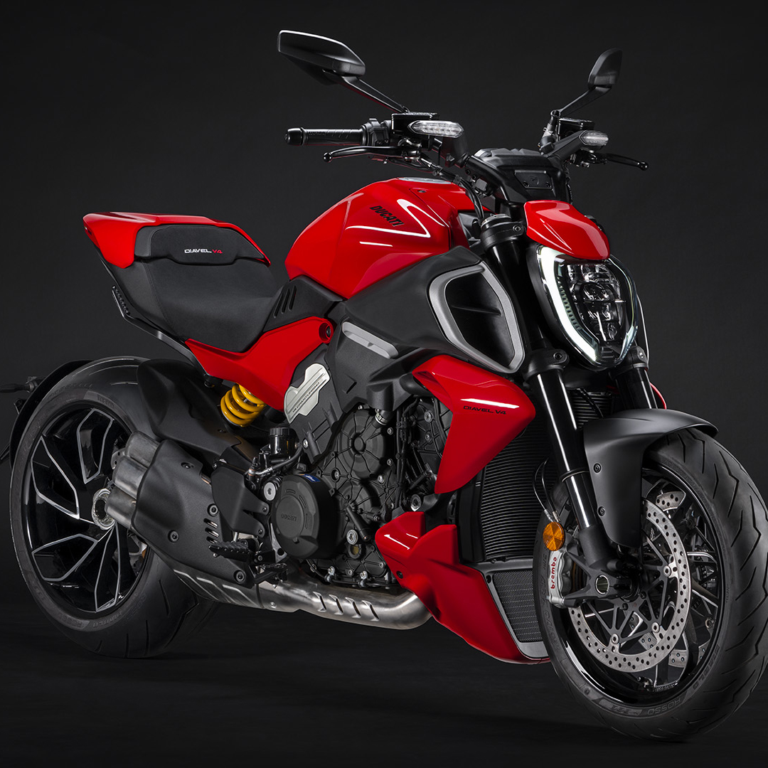 Ducati Diavel V4