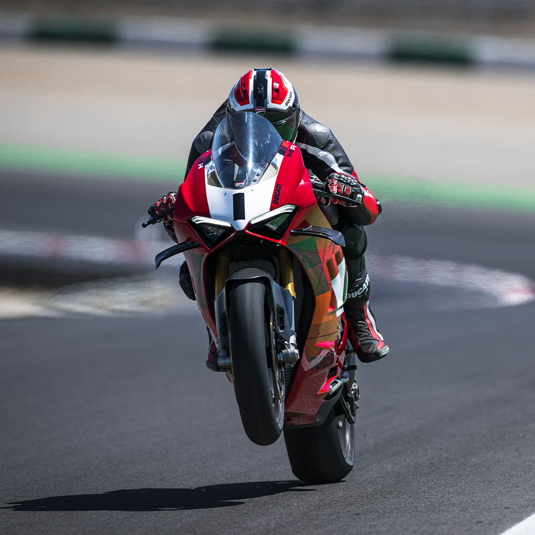 Ducati Panigale V4 R
