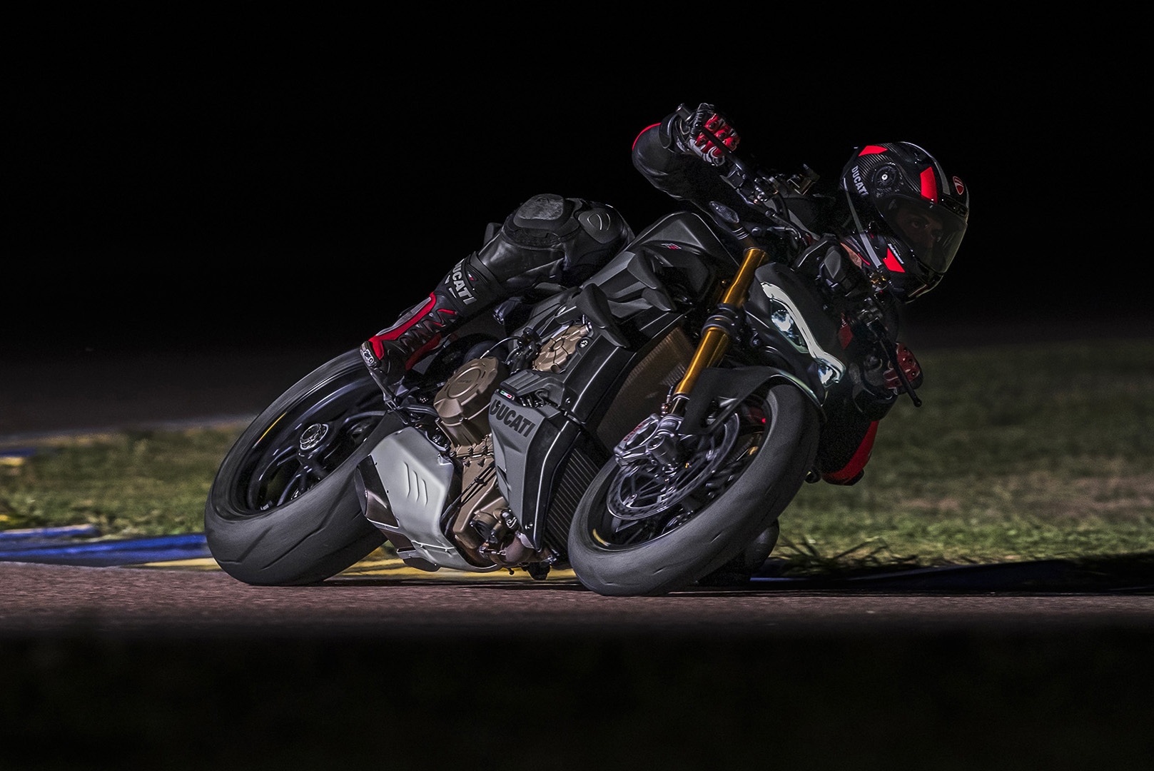 Ducati Streetfighter V4