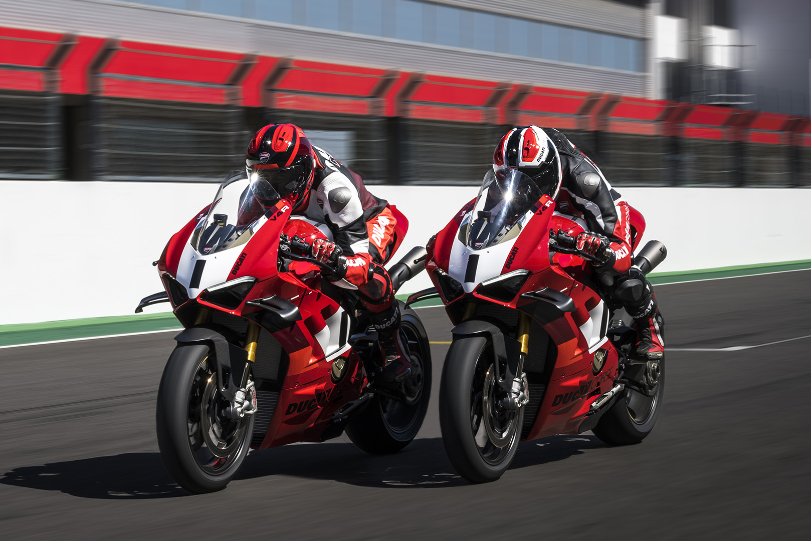 Ducati Panigale V4 R