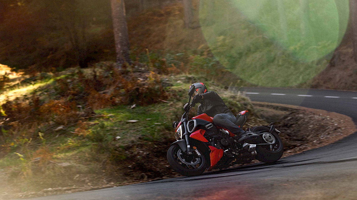 DUCATI ON TOUR