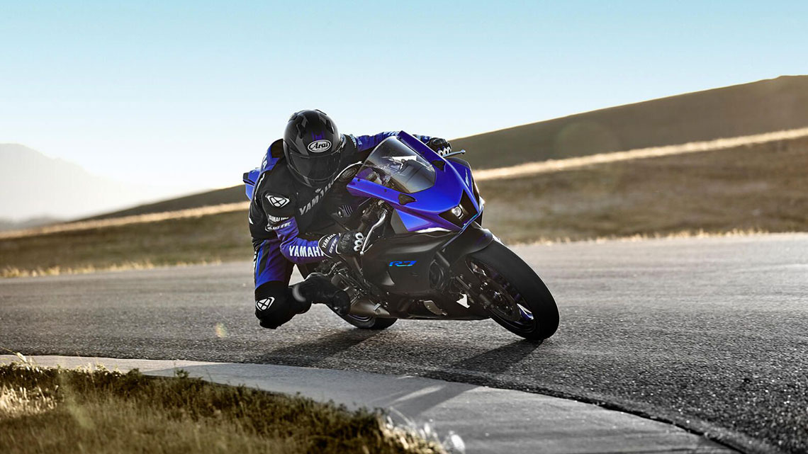 NEW R7 NEXT GENERATION SUPERSPORT
